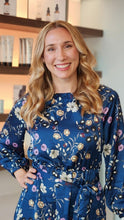 Load image into Gallery viewer, Consultation - Amanda Curtis, FNP
